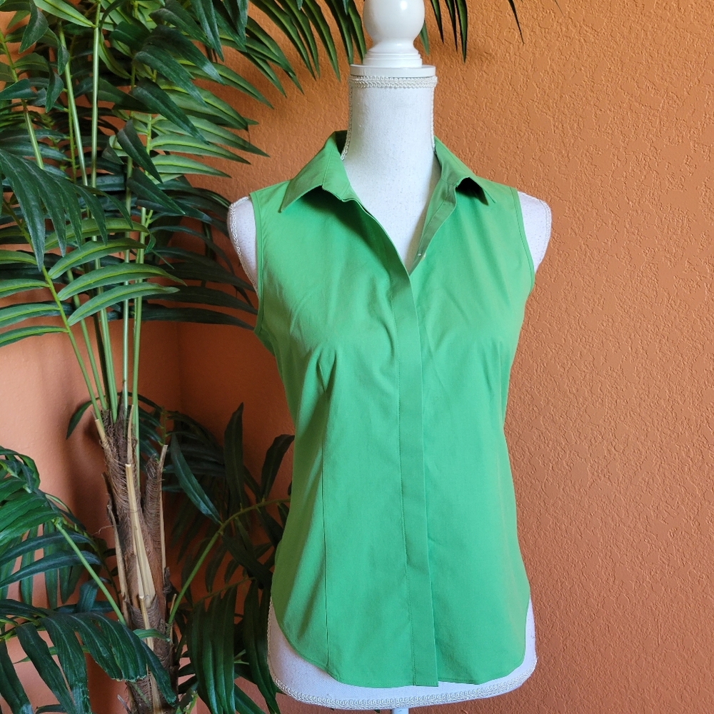 Talbots Petites Wrinkle Resistant Button Down Sleeveless Top Green 6 P